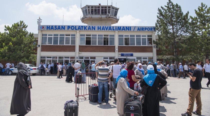 Türkiye’den Hacca giden ilk kafile, Anadolu Üniversitesi Hasan Polatkan Havalimanı’ndan hareket etti