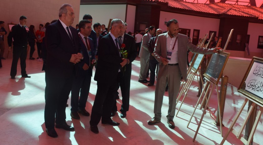 Türk Dünyası Bilim, Kültür ve Sanat Merkezi ilk kez kapılarını halka açtı