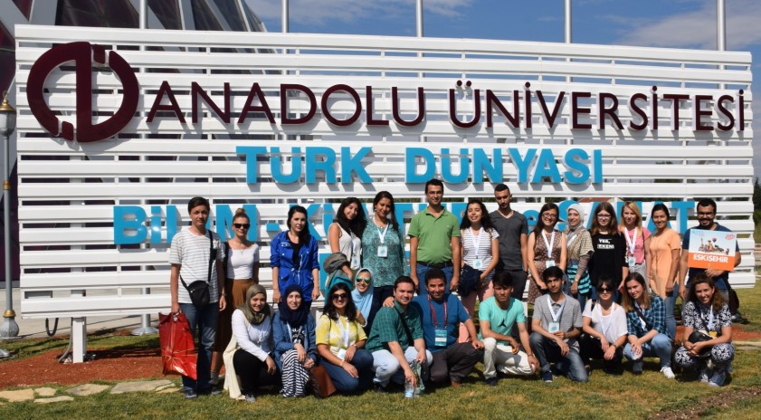 Yabancı öğrenciler Sazova Bilim Kültür ve Sanat Merkezi’ni ziyaret etti