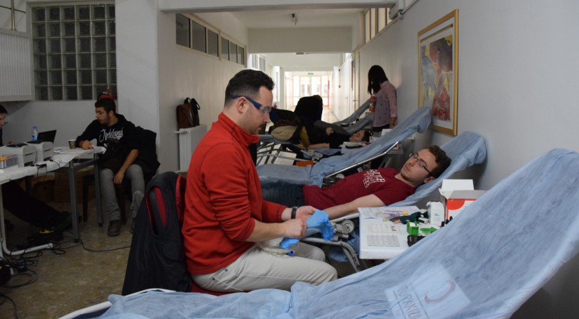 Türk Kızılayı "Kan Bağış Kampanyası" ile Anadolu Üniversitesinde