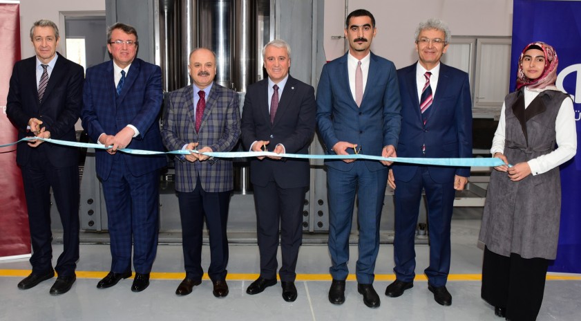 Anadolu Üniversitesi Sismik İzolatörü Test Merkezi’nin açılışı yapıldı
