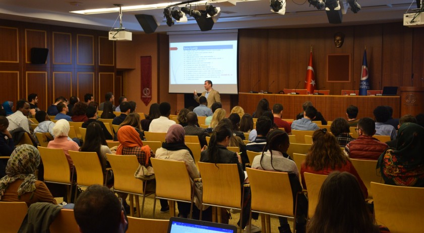 "Akademik Yazma ve Etik" konferansı gerçekleştirildi