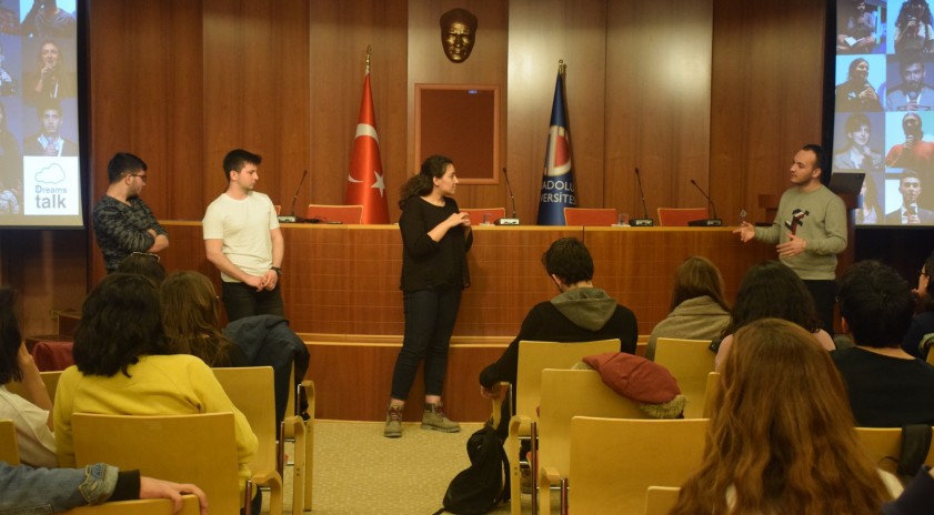 Anadolu Üniversitesi öğrencileri kariyerlerini planlıyor