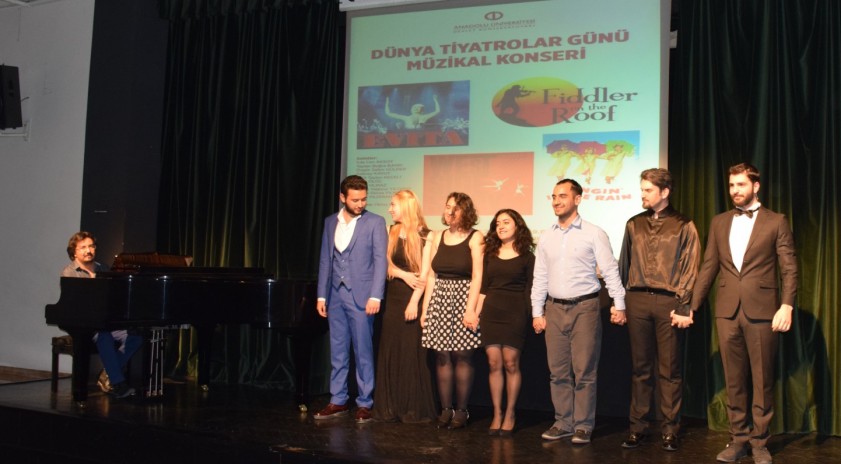 Anadolu Üniversitesi'nde Müzikal Şarkıları konseri