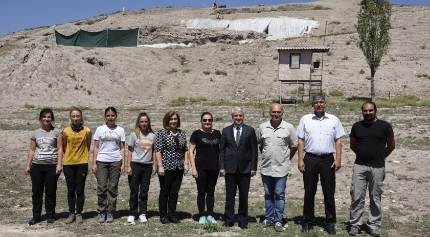 Rektör Gündoğan Şarhöyük Kazı Alanı’nı ziyaret etti