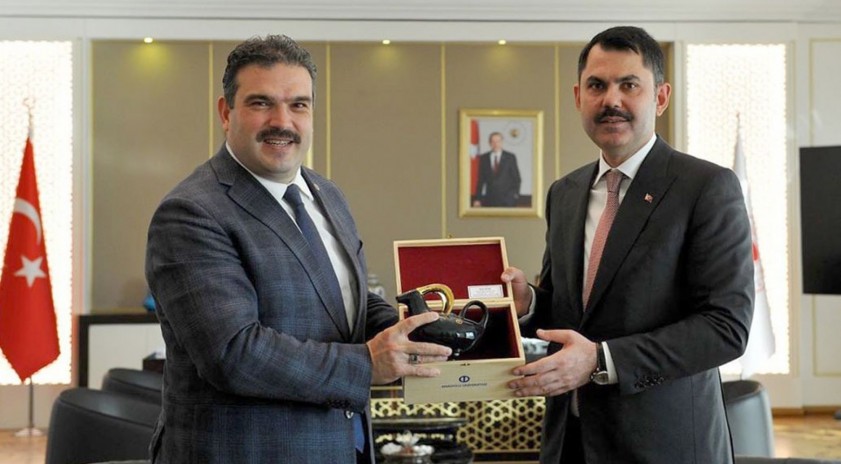 Rektör Çomaklı'dan Çevre ve Şehircilik Bakanı Murat Kurum’a ziyaret 