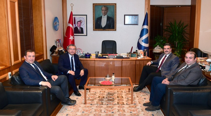 Eskişehirspor yeni yönetiminden Rektör Çomaklı’ya ziyaret