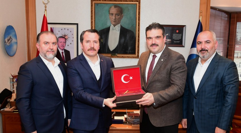 Memur-Sen Genel Başkanı Ali Yalçın, Rektör Çomaklı’yı ziyaret etti