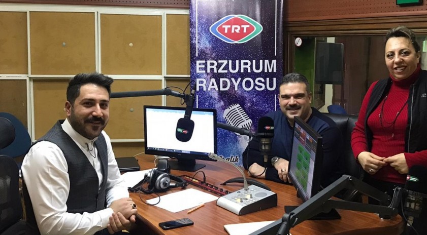 Rektör Çomaklı, TRT Erzurum Radyosunun canlı yayın konuğu oldu