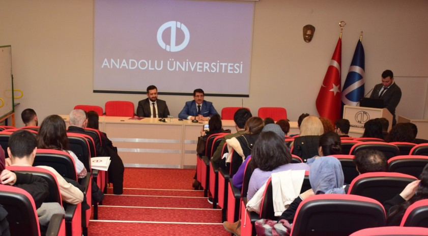 Anadolu Üniversitesi’nde “Ombudsmanlık” konuşuldu