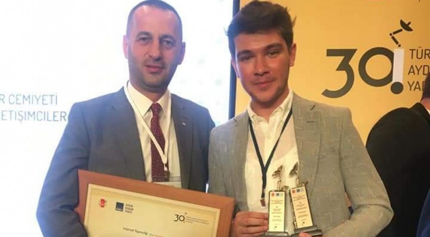 Anadolu Üniversitesi öğrencisi 2 ayrı ödül kazandı