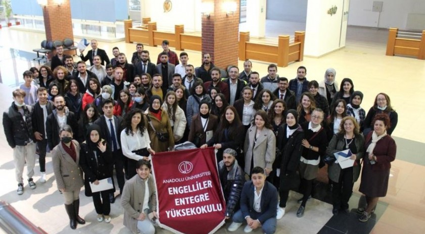 Anadolu Üniversitesi Engelliler Entegre Yüksekokulu’nda “Benim Kariyerim, Benim Staj Hikayem” etkinliği gerçekleştirildi