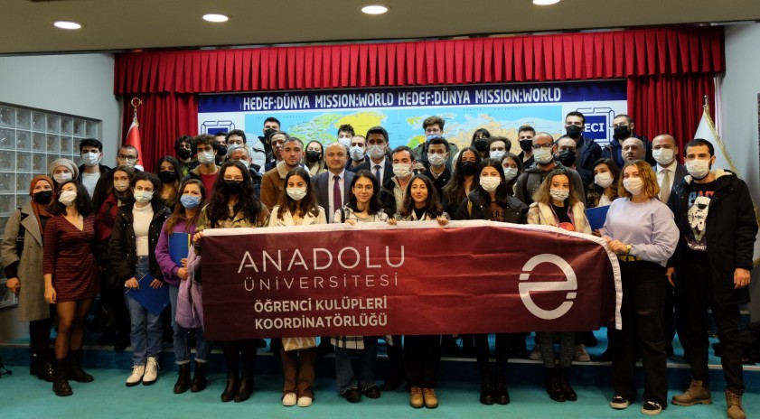 Anadolu Üniversitesi Öğrenci Kulüpleri ESO'yu ziyaret etti