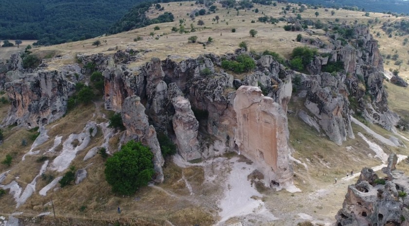 Anadolu Üniversitesi öncülüğünde Yazılıkaya/Midas Kale’de arkeolojik kazılar 71 yıl sonra yeniden başlıyor
