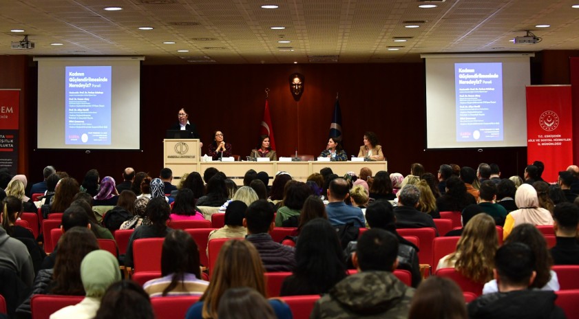 Anadolu Üniversitesi ev sahipliğinde “Kadının Güçlendirilmesinde Neredeyiz?” paneli düzenlendi
