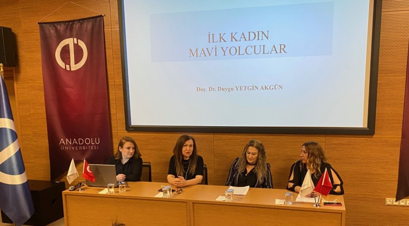 “Türk Kültüründe Kadın” konferansı TÜDAM’da gerçekleştirildi