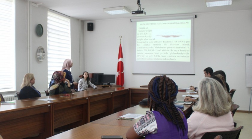 ” İTB 592 Kodlu Seminer Dersi Öğrenci Sunumları”  gerçekleştirildi