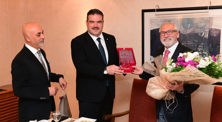 Prof. Dr. Mehmet Necdet Timur için veda yemeği