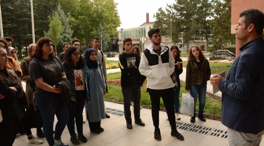 Yeni öğrencilere Anadolu Üniversitesi’nden oryantasyon 