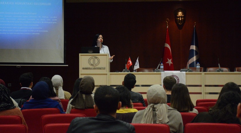 Psikoloji ve Yaşam Kulübü’nden “Çocuk Hakları Konferansı”