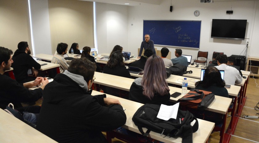 Anadolu Üniversitesi ev sahipliğinde Mustafa Akgül Özgür Yazılım Kış Kampı başladı