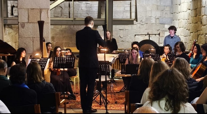 Anadolu Üniversitesinin yer aldığı Erasmus Projesinde bestelenen 7 eser Porto’da seslendirildi