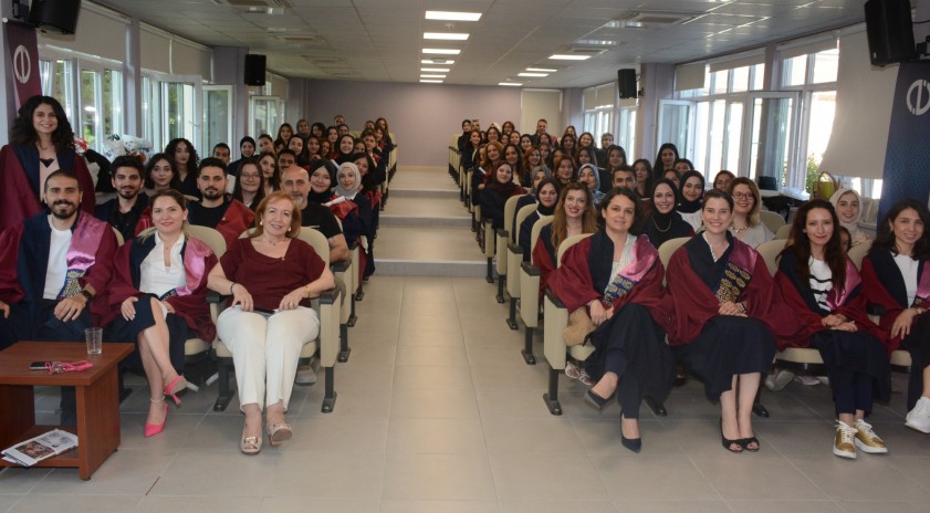 Dil ve Konuşma Terapisi Bölümü mezunlarını mesleğe uğurladı