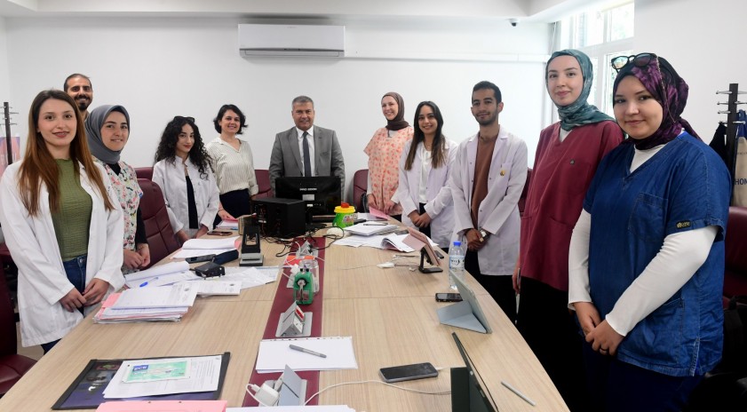 Anadolu Üniversitesi Rektörü Prof. Dr. Yusuf Adıgüzel, DİLKOM’u ziyaret etti