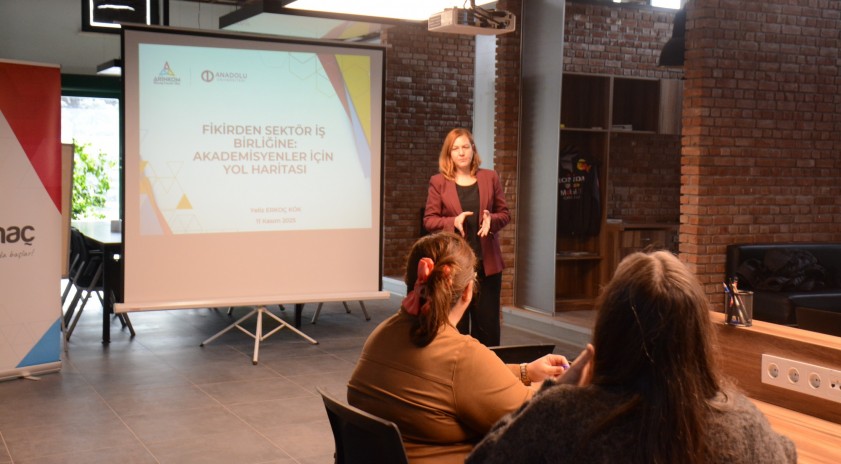 ARİNKOM TTO tarafından “Fikirden Sektör İşbirliğine: Akademisyenler İçin Yol Haritası” etkinliği düzenlendi