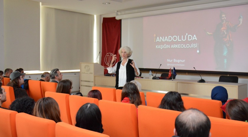 Nur Başnur ile “Anadolu’da Kaşığın Arkeolojisi” konuşuldu