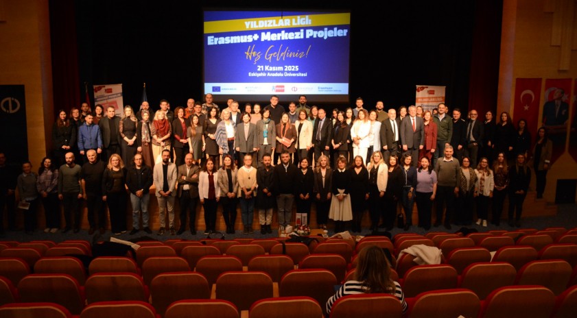 Anadolu Üniversitesi ev sahipliğinde "Yıldızlar Ligi Erasmus+ Merkezi Projeler Bilgilendirme Toplantısı” gerçekleştirildi