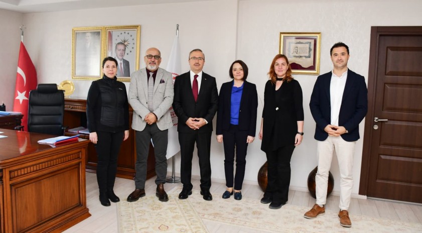 Anadolu Üniversitesi Eğitim Fakültesi ve ARİNKOM TTO’dan Eskişehir İl Milli Eğitim Müdürlüğüne ziyaret
