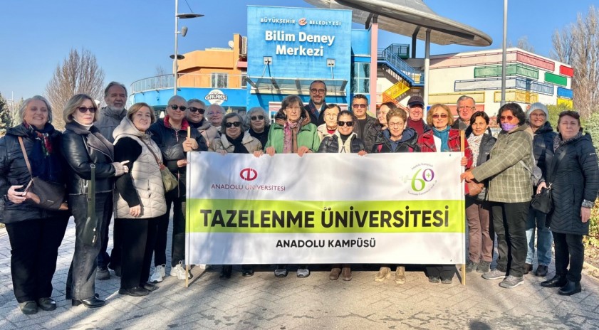 60+Tazelenme &Uuml;niversitesi &Ouml;ğrencilerinden Uzay Evi&rsquo;ne ziyaret