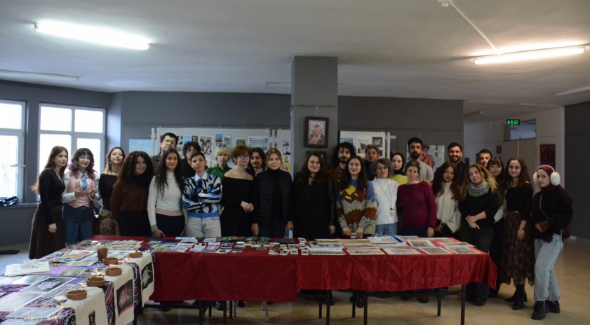 Yılbaşı panayırı ve kartpostal sergisi a&ccedil;ıldı