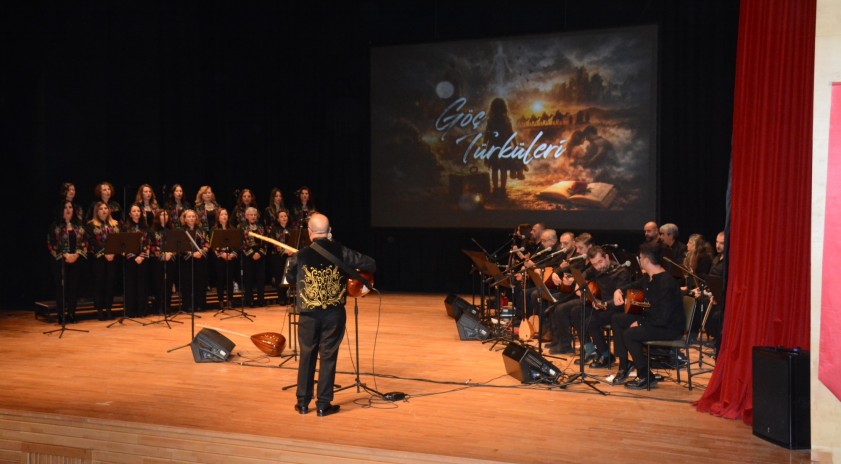 Yetişkin Halk Dansları Topluluğundan &ldquo;G&ouml;&ccedil; T&uuml;rk&uuml;leri&rdquo; konseri