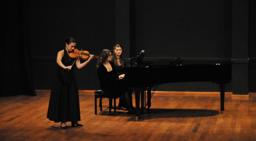 Devlet Konservatuvarı tarafından Keman Resitali ger&ccedil;ekleştirildi