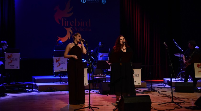 Firebird Orchestra&rsquo;dan unutulmaz m&uuml;zik gecesi