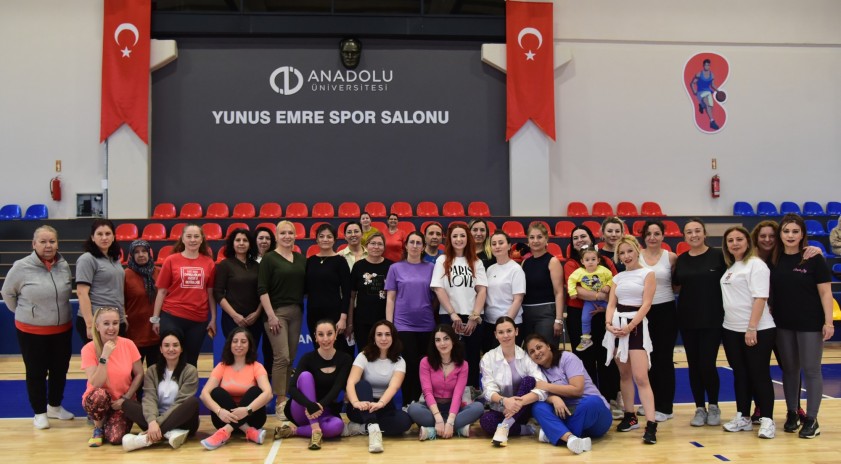 8 Mart&rsquo;ta kadın sağlığı ve spor &ouml;n planda