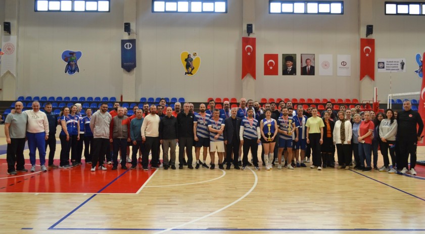 Ramazan Ayı Karma Personel Voleybol Turnuvası&rsquo;nda şampiyon belli oldu 