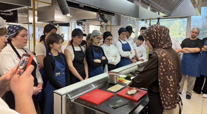 Geleceğin şefleri ve sushi tutkunları at&ouml;lyede buluştu 