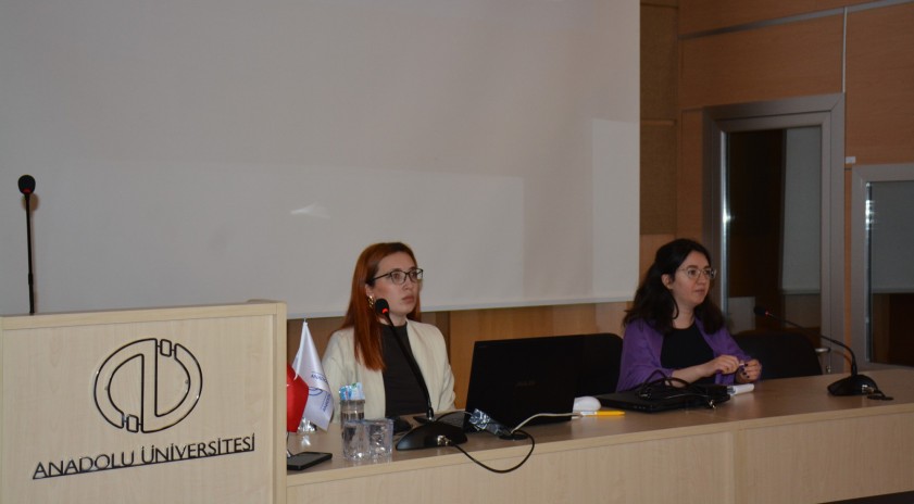 Dijital platformlarda emek ve denetim tartışıldı 