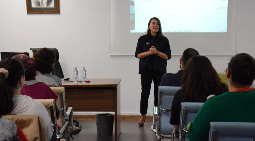 Ebeveyn temelli m&uuml;dahale yaklaşımı seminerde değerlendirildi 