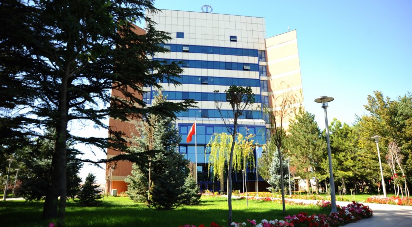 A&ccedil;ık&ouml;ğretim Fak&uuml;ltesi yeni nesil &ouml;n lisans programlarıyla geleceğin mesleklerine kapı aralıyor